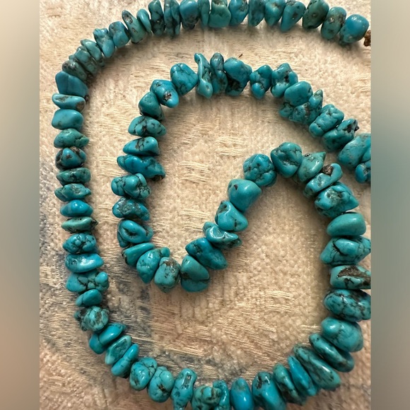 COPY - Vintage Navajo Turquoise Nugget Necklace 20” - 49 grams - Picture 7 of 14